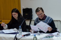 Direktorica občinske uprave Irena Kukovec Stajan in dosedanji župan Joško Manfreda, ki je kot najstarejši svetnik vodil prvo sejo title=