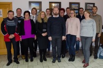 Svetniki in svetnice občinskega sveta Občine Lovrenc na Pohorju mandata 2018-2022 z županom na spominski fotografiji.
Z leve: Joško Manfreda, Tomaž Sušec, Maksimiljana Obrulj, Špela Španbauer, Alenka Deutsch, Staša Pernat Lesjak, Marko Rakovnik, Sanja Miljuš Herman, Blaž Kraner, Simona Grobelnik, Rok Urnaut, Marta Steinbacher, Anžej Bečan title=