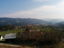Včeraj še zaraščen pogled... title=