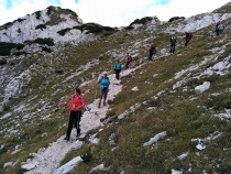 Sonce zahaja, potrebno bo v dolino in domov title=