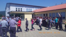 Veselje ob zmagi mladincev title=