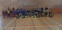 Skupinska slika nastopajočih v U9 title=