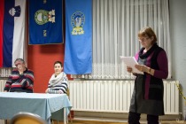 Finančno poročilo vestne blagajničarke Jožice title=