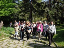 Lurška procesija s svečkami title=