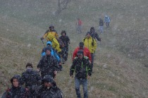 Nazaj grede nas je zajel siloviti snežni metež in še dobro, da nam je avtobus prišel naproti title=