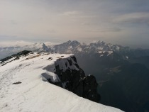 Razgled na Kamniške alpe in naprej celot do Triglava title=